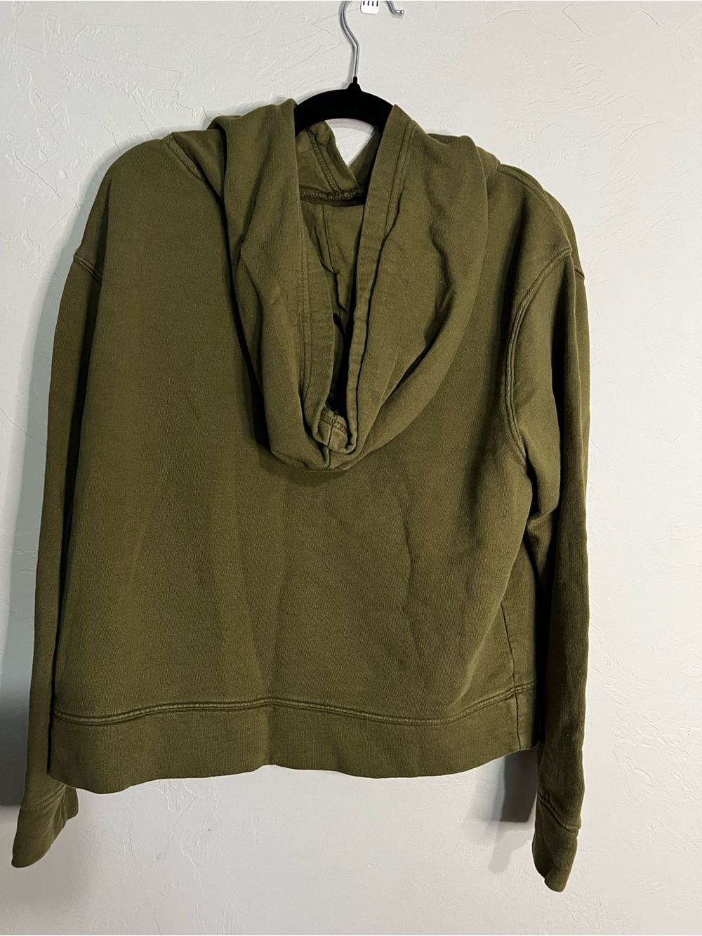 Pact Organic Cotton Cropped Pullover Kangaroo Pocket Olive Green Sweater - Picture 9 of 10